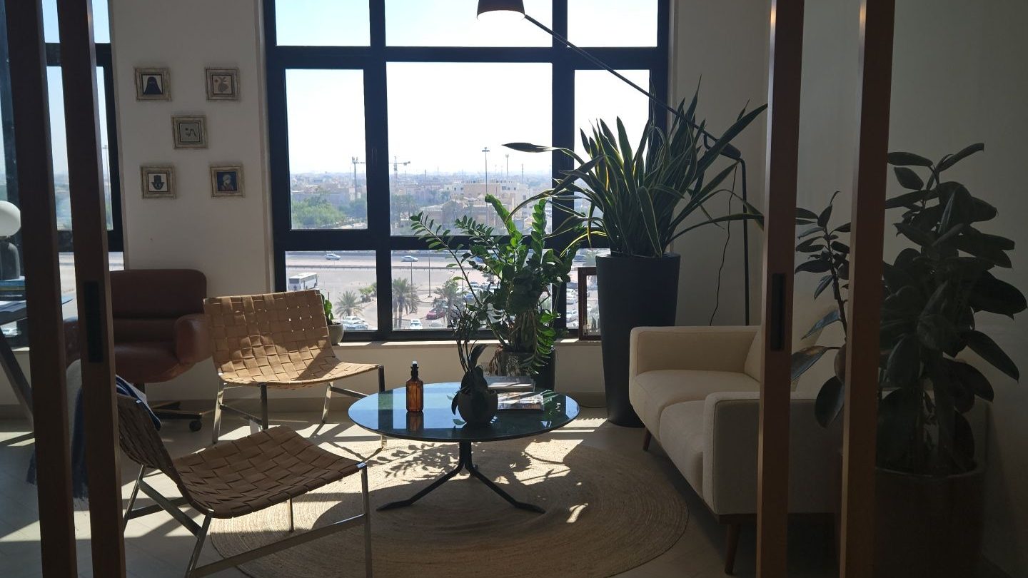 2025-10-20-12-10-00-8755147622051066019540